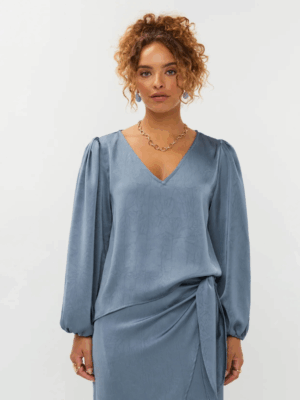 Top Nyma | Blue grey